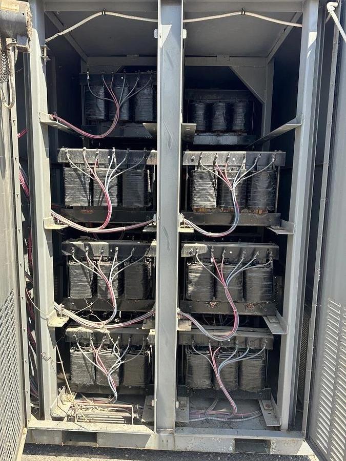 Used 1575kVAR Simplex Forced Air-Cooled Reactive Load Bank (7)
