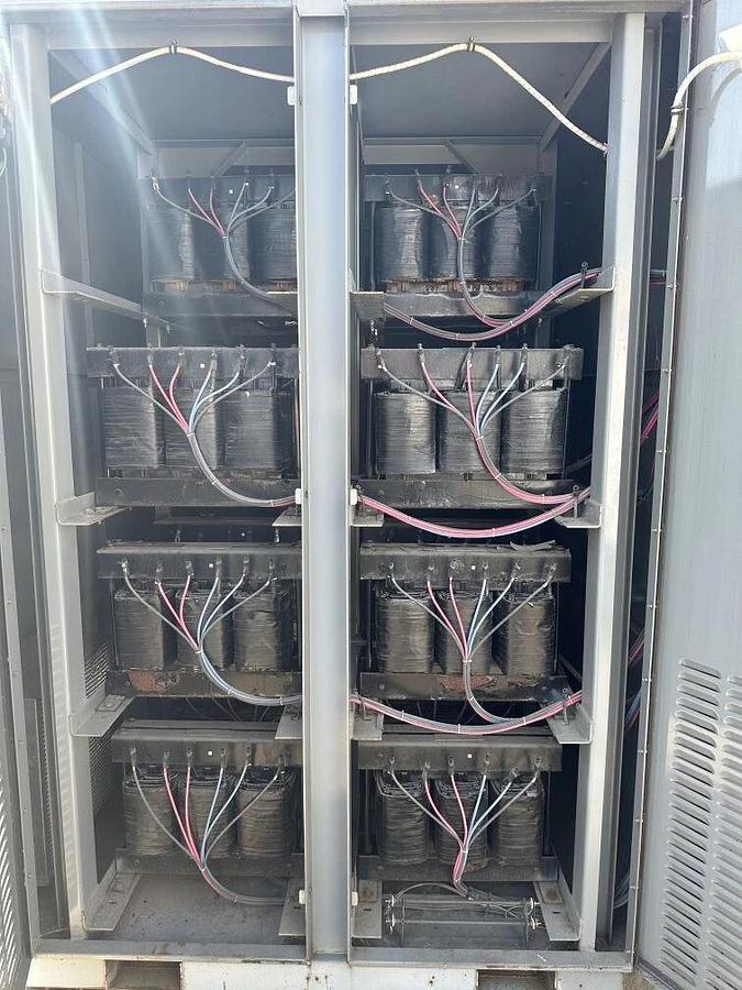 Used 1575kVAR Simplex Forced Air-Cooled Reactive Load Bank (7)