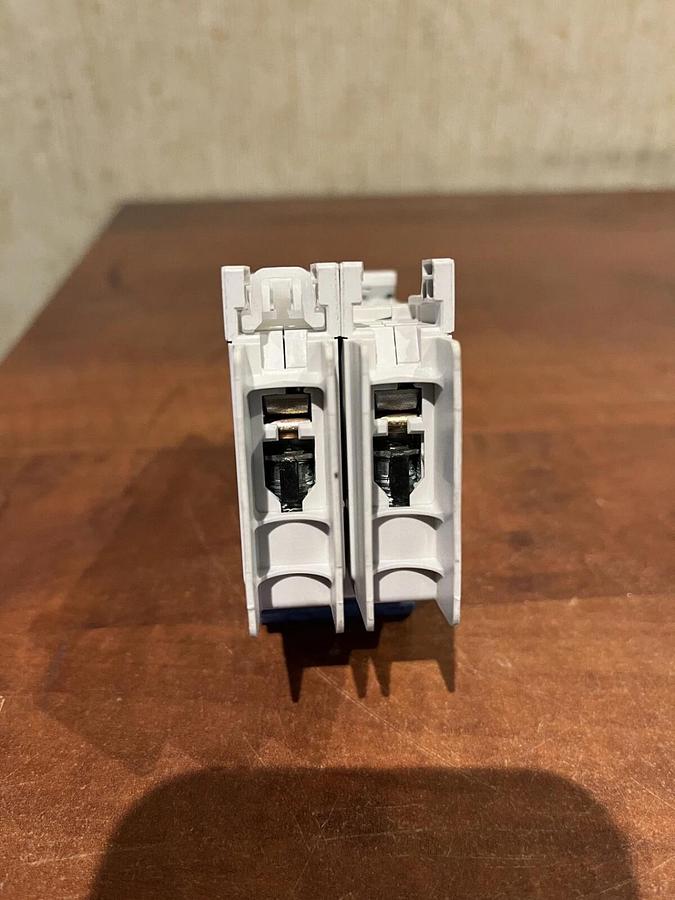 New 30 Amp Allen Bradley 1489-M2C300 Series D Circuit Breaker 480Y/277V UL489