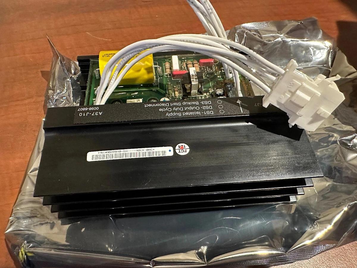 Cummins Voltage Regulator (24V) P/N: 0300-4306