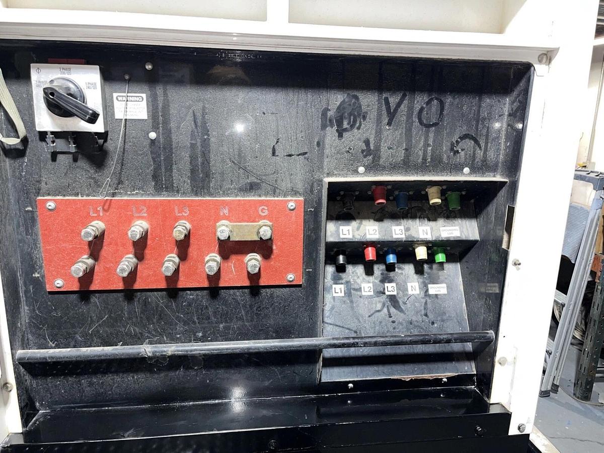 Used 150kw Cummins C150D6R-1402527 Spec. D Mobile Diesel Generator - S/N: D140666342