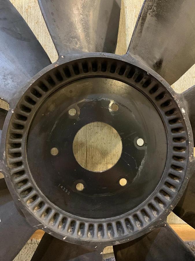 Used Genuine OEM Volvo Penta Fan P/N: 3827492 | 9.6L TAD1031GE D250 9.6A60