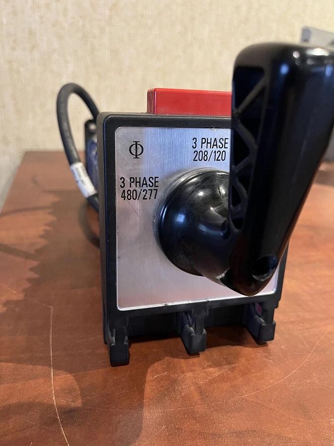 Used Used Kraus & Naimer C80 Voltage Selector - Cummins P/N: A041W631