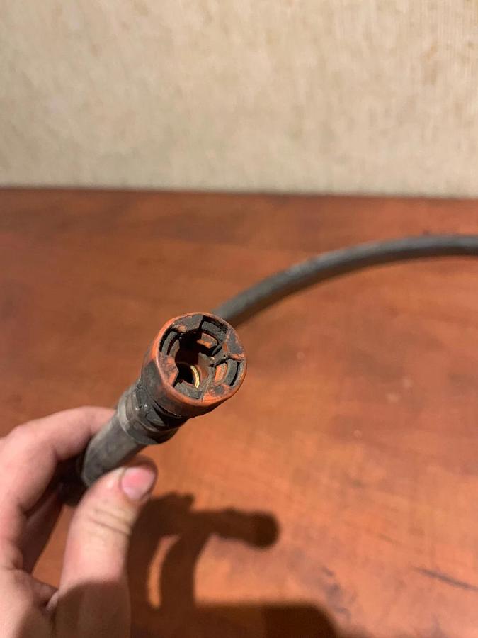 Used Used Genuine OEM Cummins FLEXIBLE HOSE | P/N: 49329472