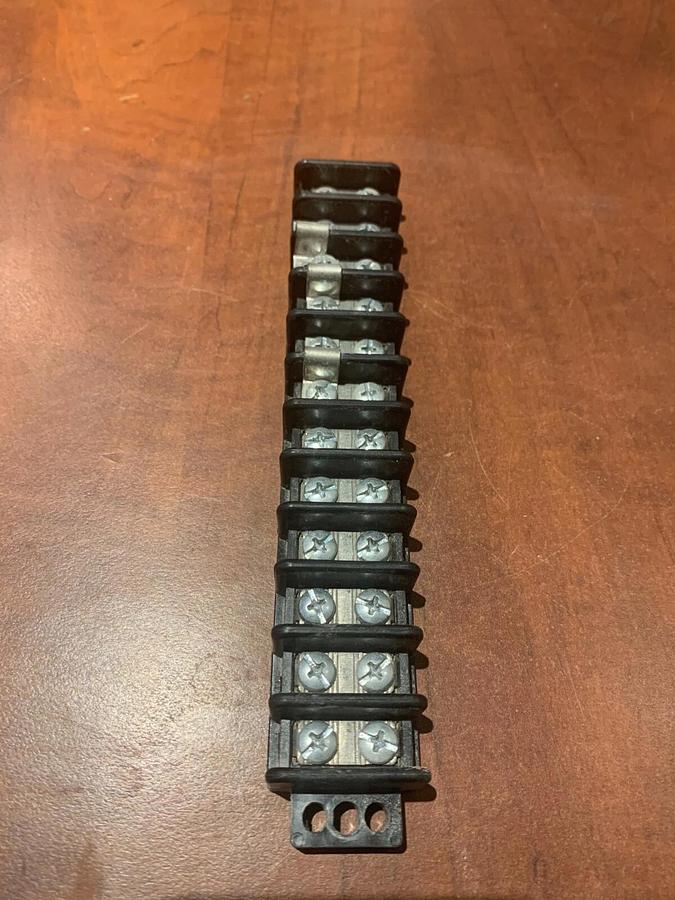 Used Magnum Power Generac Terminal Block 12 Pos. MMG35FHD | P/N: 14139