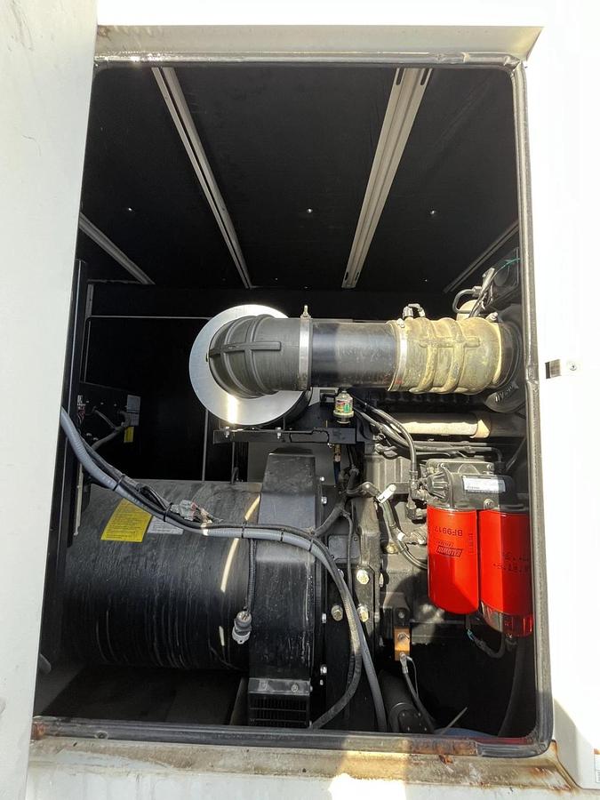 Used 400kw Generac SD400 13.5L Stationary Industrial Diesel Generator - S/N: 2103412