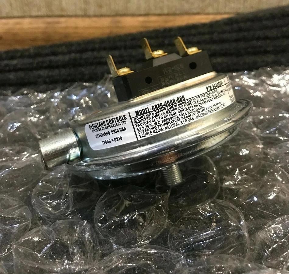 Used Cummins Onan Natural & LP Gas Pressure Switch | A040S001 309-0669 GRFS-4000-086