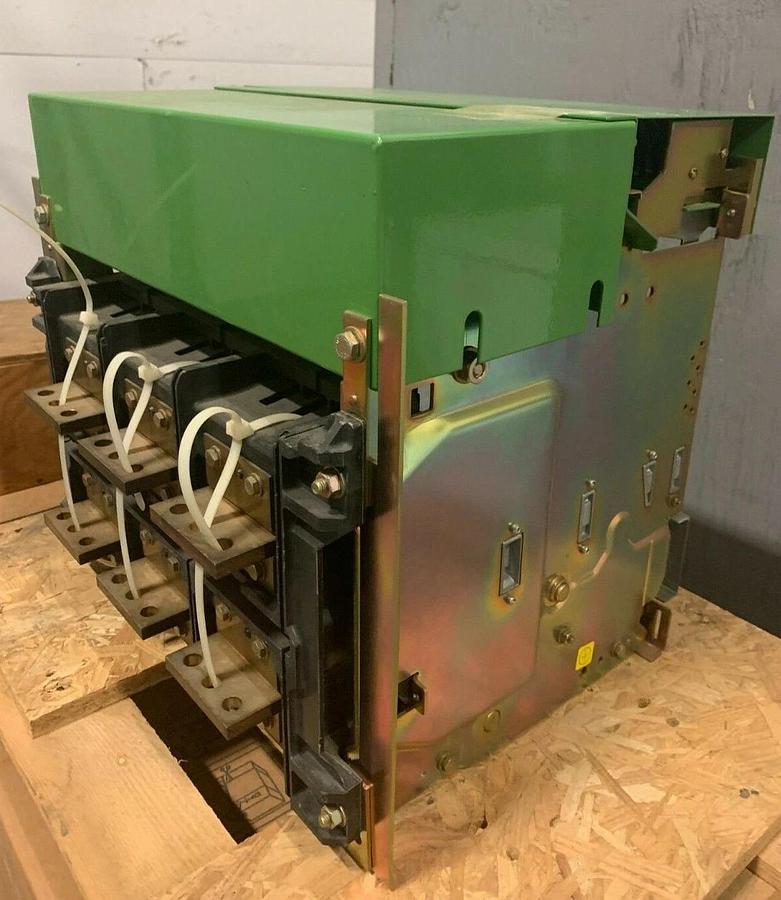 New Merlin Gerin MP/MC Circuit Breaker Chassis Cradle | P/N: 320-2015-02