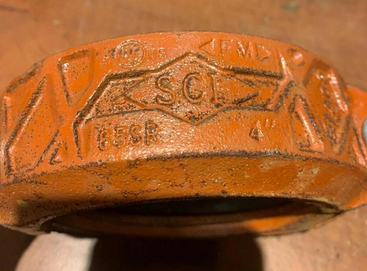 Used (6 Pack) Used 4" Pipe Coupling