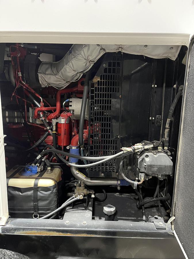 Used 200kW Cummins C200D2RE Spec. D Mobile Diesel Generator - S/N: F160969343