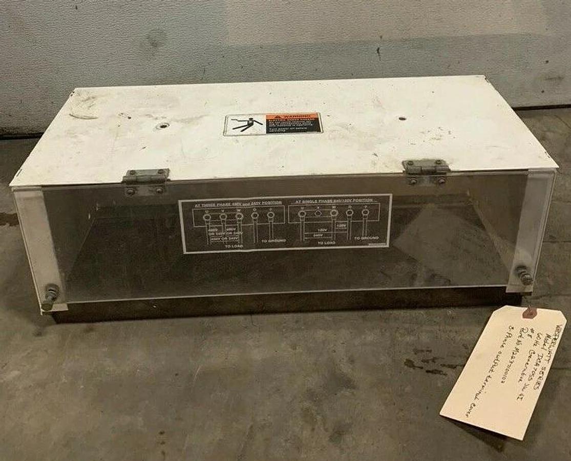 Used Multiquip 3-PHASE OUTPUT TERMINAL COVER DCA70SSJU4i | PN M2237100103 M3236100104