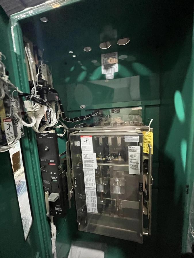 225 Amp 480VAC Cummins BTPCB Spec. A Automatic Transfer Switch - S/N: I21M978608