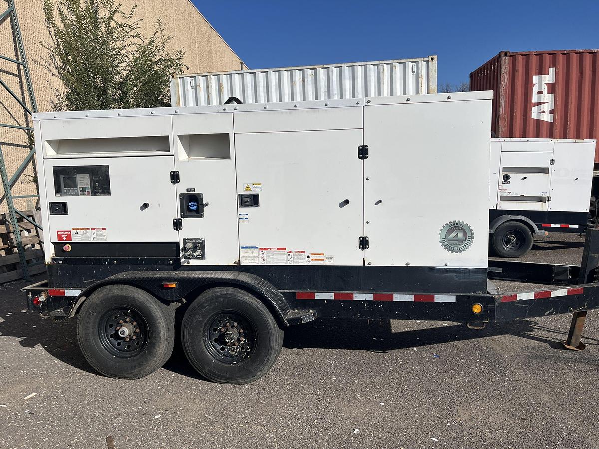 Used 200kW Cummins C200D2RE Spec. D Mobile Diesel Generator - S/N: D180351622 (New Engine!)