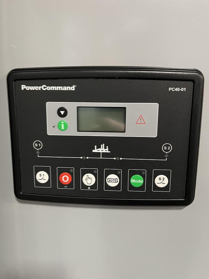 200 Amp 240VAC Cummins OTECSEB Spec. C Automatic Transfer Switch - S/N: D23M229714