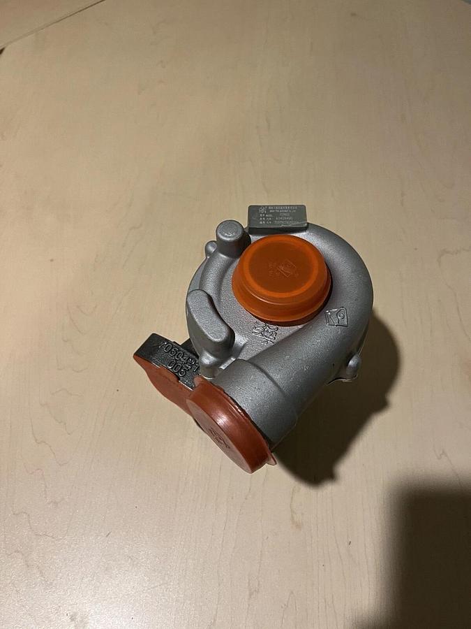 Used New Cummins OEM JQ50G2 CNG Engine Turbocharger - P/N: A042R490