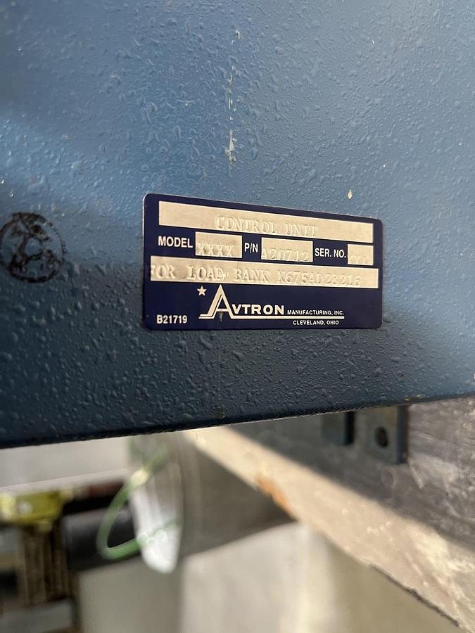 Used Used 150kw 480V 3PH Avtron LSH150 / D34087-3 Outdoor Resistive Load Bank w/ Control