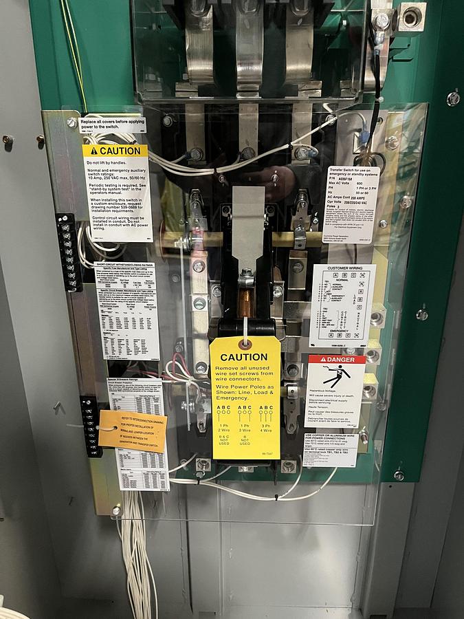 200 Amp 240VAC Cummins OTECSEB Spec. C Automatic Transfer Switch - S/N: D23M229714