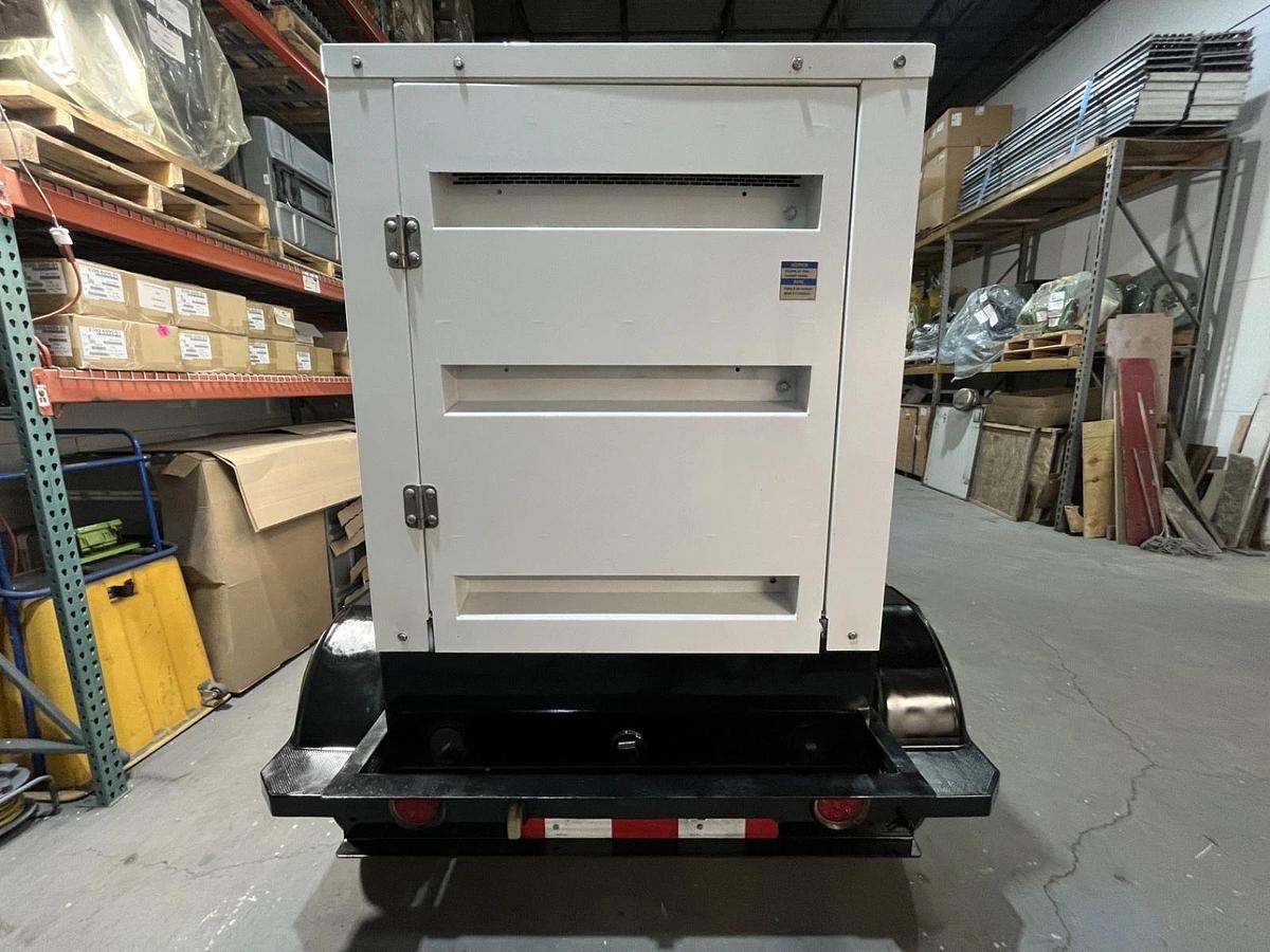 Used 100kw Cummins C100D6R Mobile Diesel Generator - S/N: H150865378 (New GenEnd!)