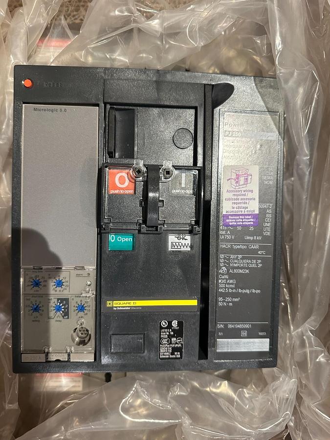 Square D PowerPact PJ250 Powered Breaker I Cummins P/N: A052D771
