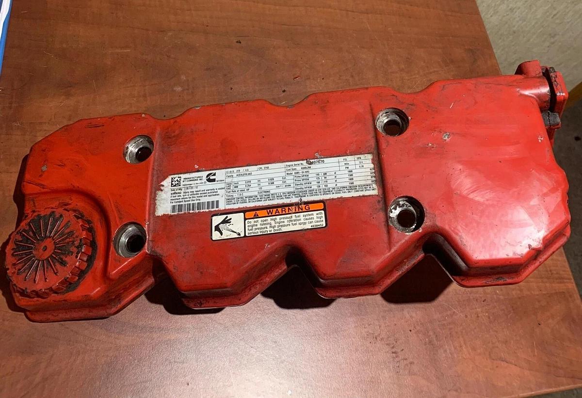 Used Cummins QSB5 4.5L Diesel Engine Valve Cover / Crankcase Breather 4939896 3971371