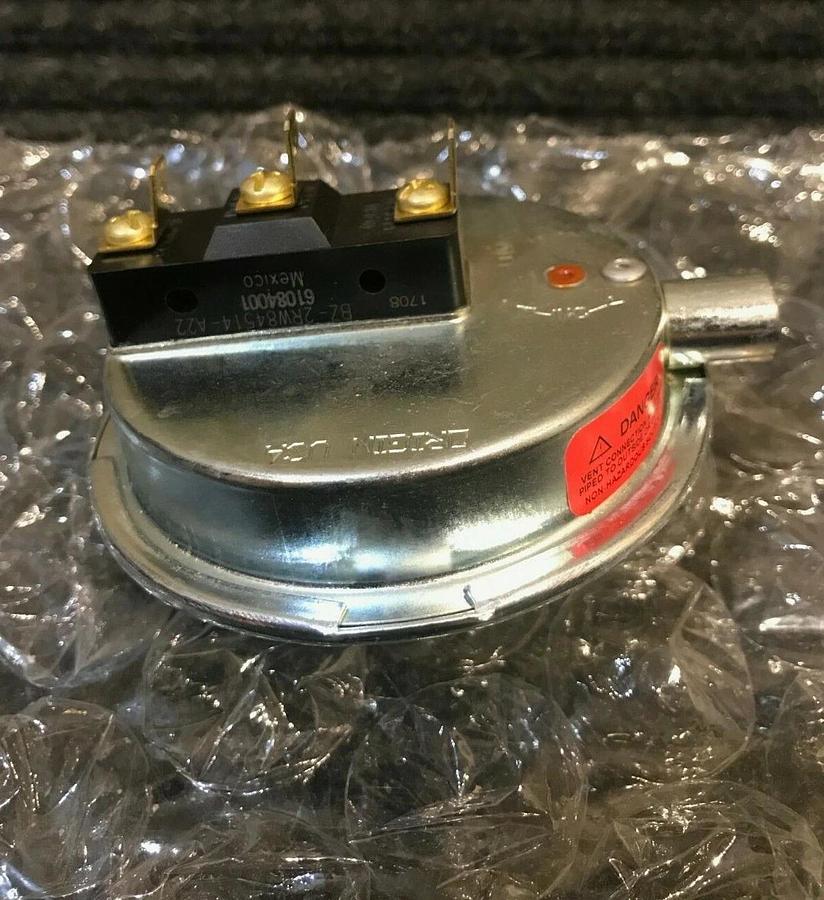 Used Cummins Onan Natural & LP Gas Pressure Switch | A040S001 309-0669 GRFS-4000-086
