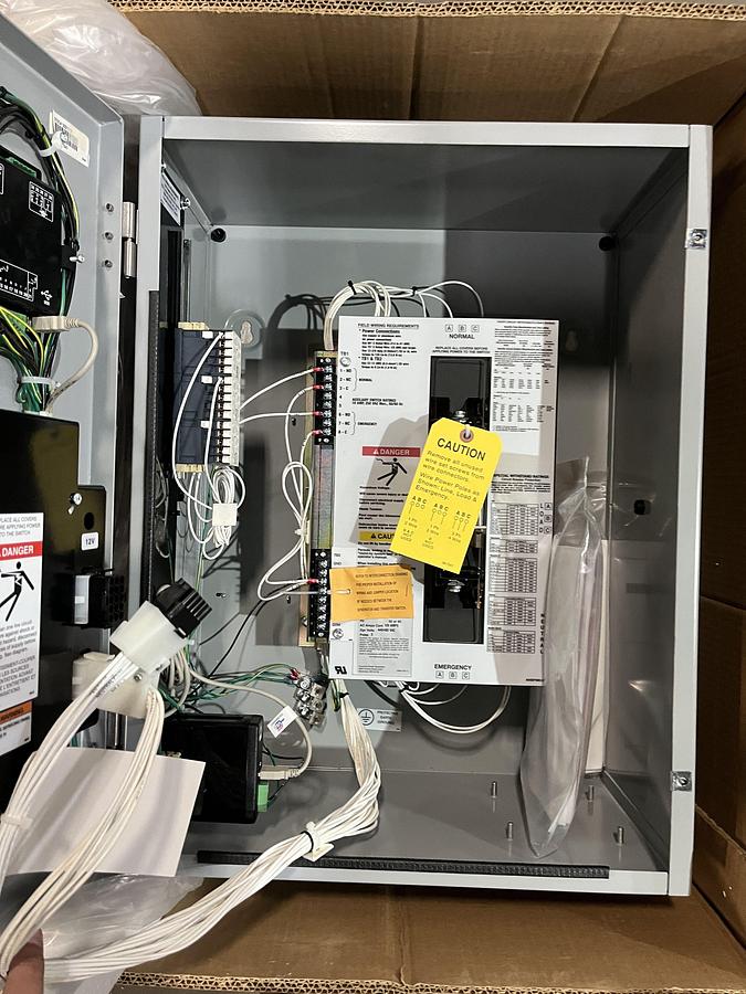 New 125A 480VAC Cummins OTECA Spec. B Automatic Transfer Switch