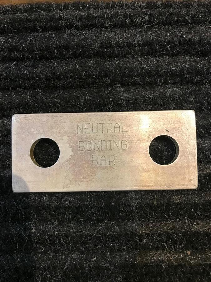 Used Neutral Bonding Bar Copper Busbar C60D6R C80D6R C100D6R | Cummins P/N: A032X899