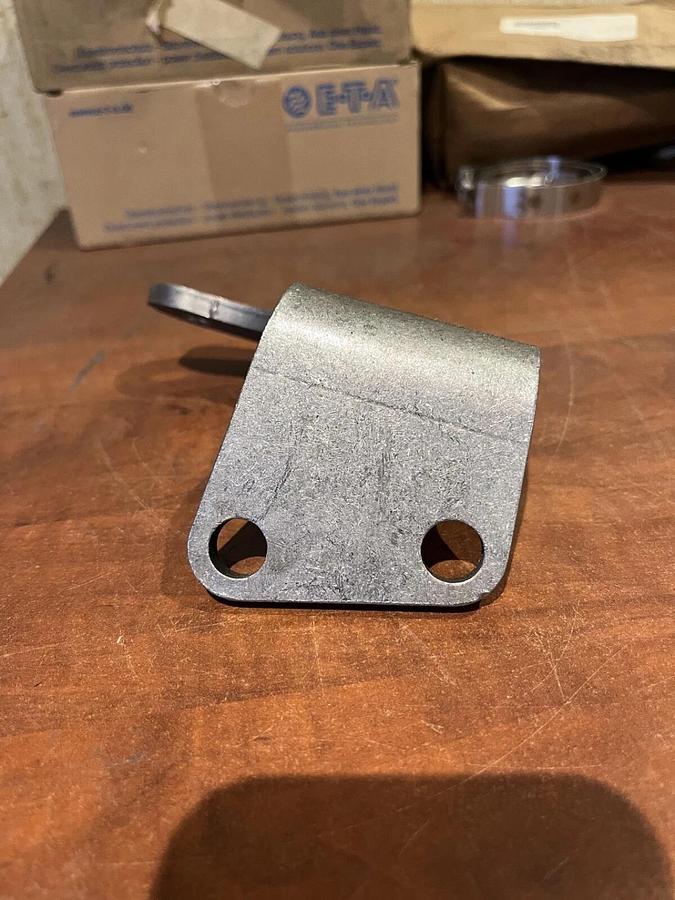 New Cummins Exhaust Outlet Connection Brace - P/N: 3977163