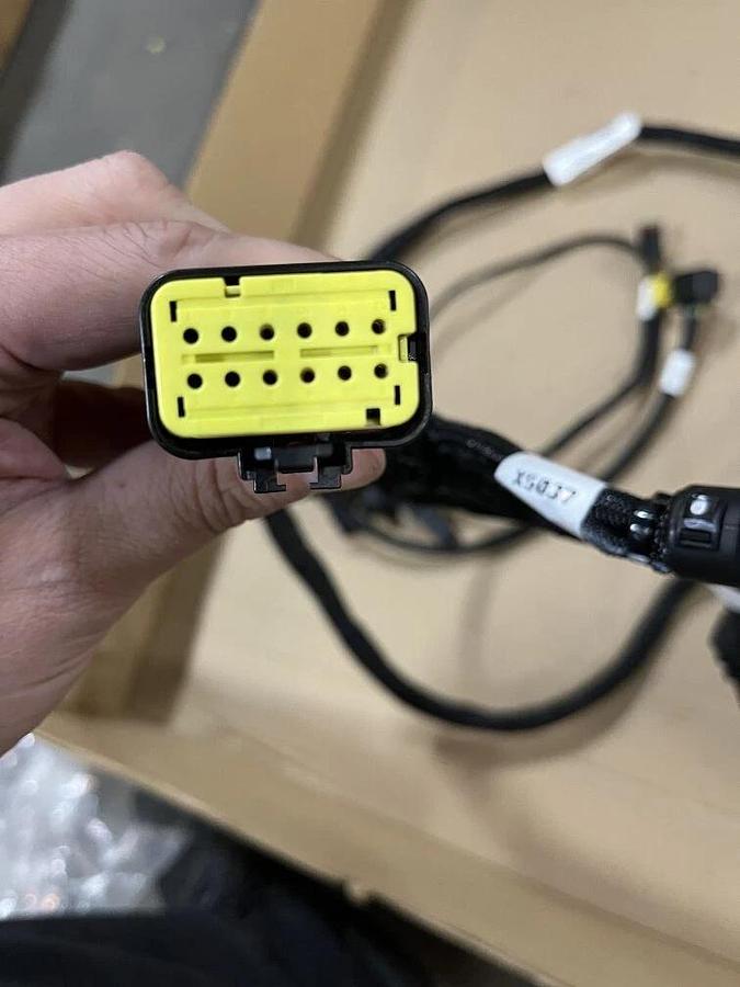 John Deere Wiring Harness P/N: DZ105895