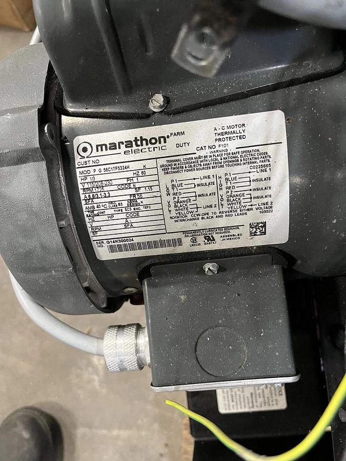 Used Used Rocore Industrial Oil Cooler w/ Fan and Motor - P/N: AB129