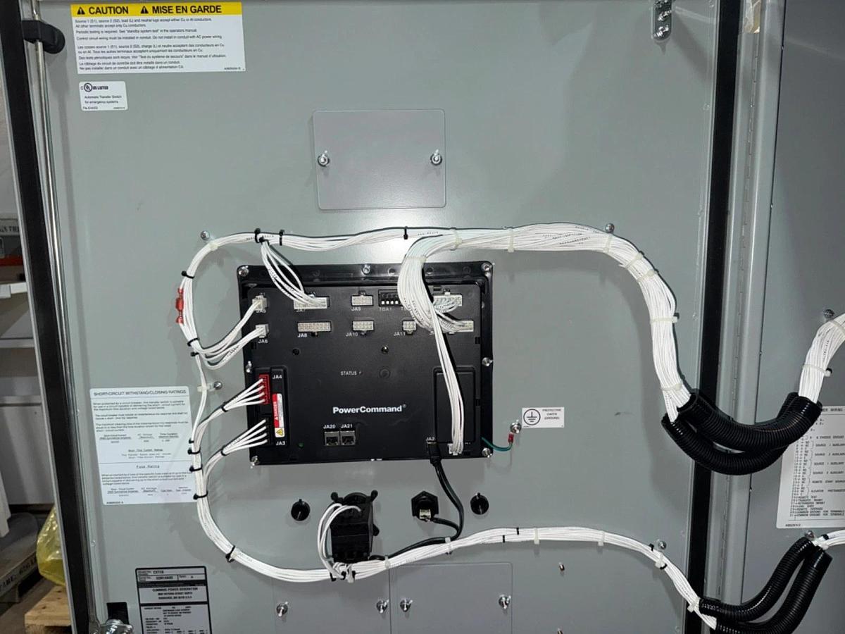 150A - 480V Cummins CXTC8 Automatic Transfer Switch  - I22M149483
