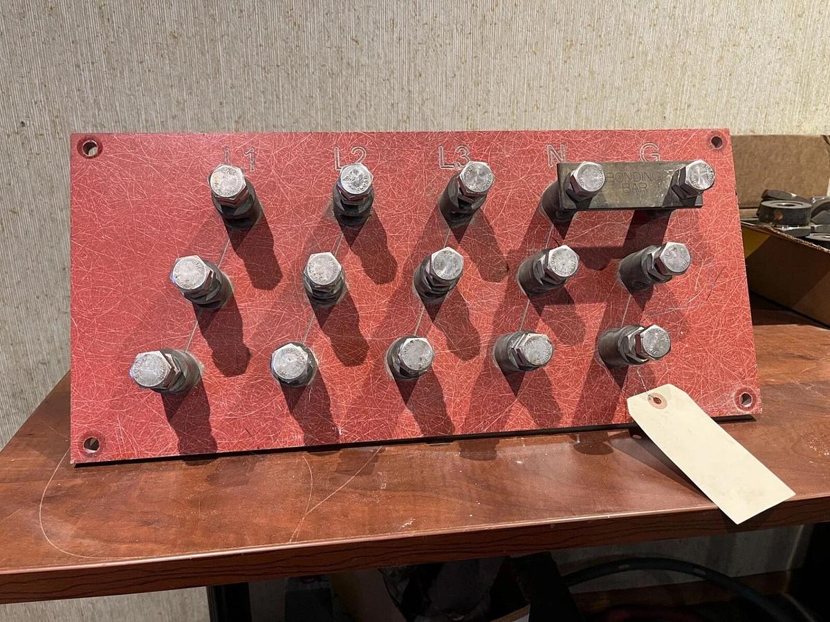 Used Used Barrel Lug Connection Board from C300 D6R Spec. C - P/N: A048B104