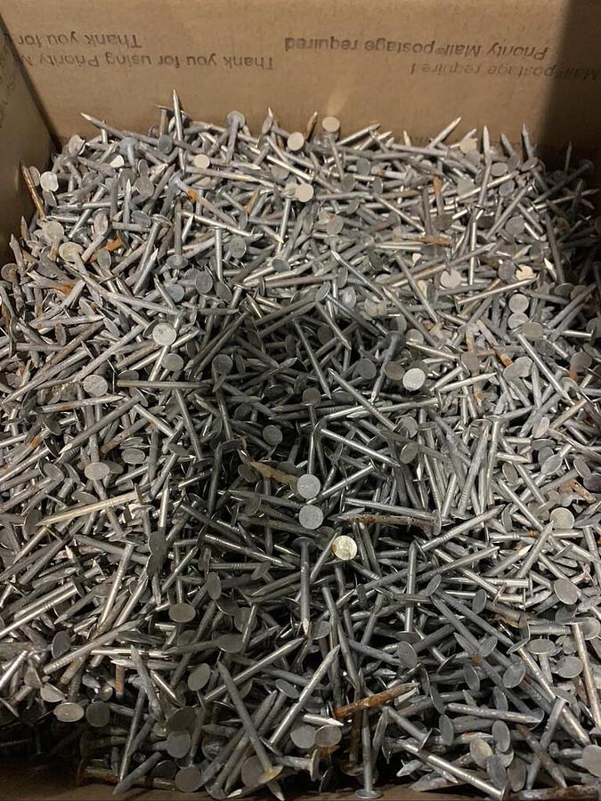 Used 1-1/2" 1 1/2" Roofing Nails | 26 lbs.