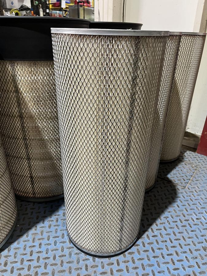 Fleetguard Primary & Safety Air Filter Elements | Primary P/N: AF25544 & Safety P/N: AF25545