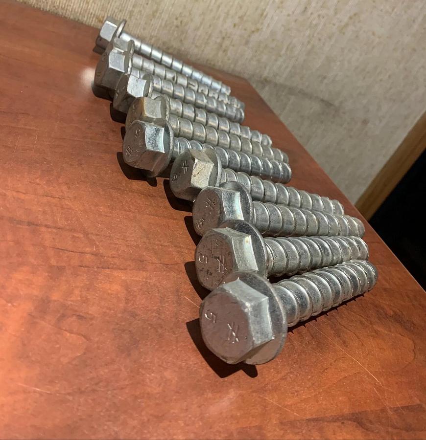 Used (10 Pack) 1-1/4" x 5" Concrete Anchor Screws