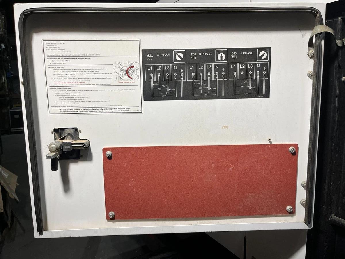 Used 100kw Cummins C100D6R Mobile Diesel Generator - S/N: H150865378 (New GenEnd!)