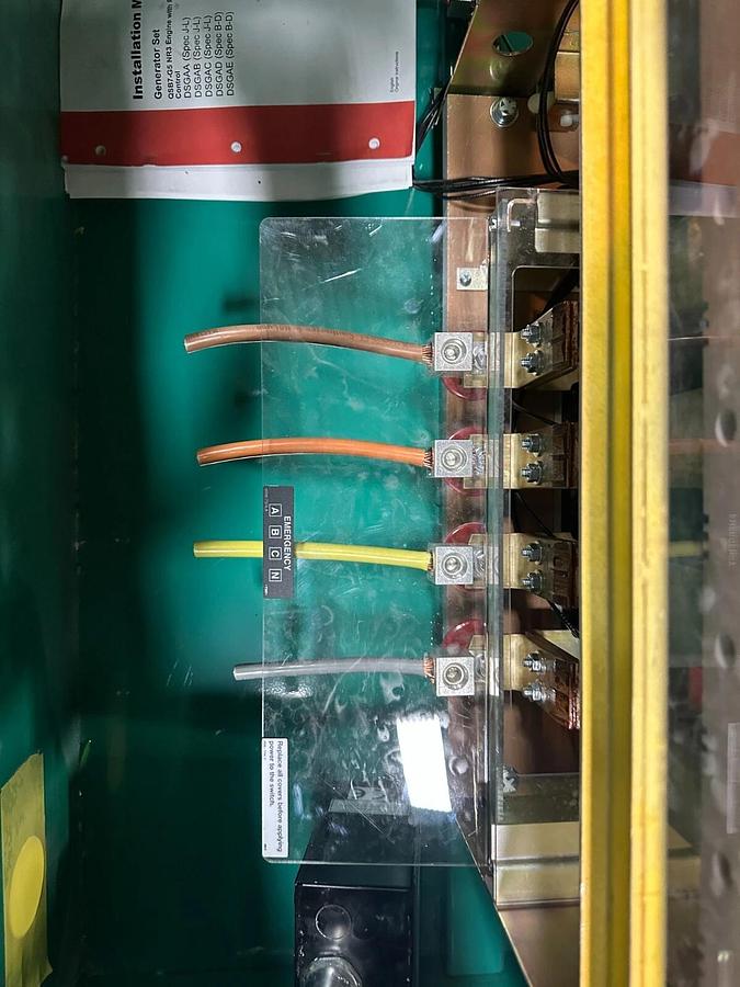 Used Cummins 150 Amp BTPCB-1525128 Automatic Transfer Switch - S/N: I15M877277