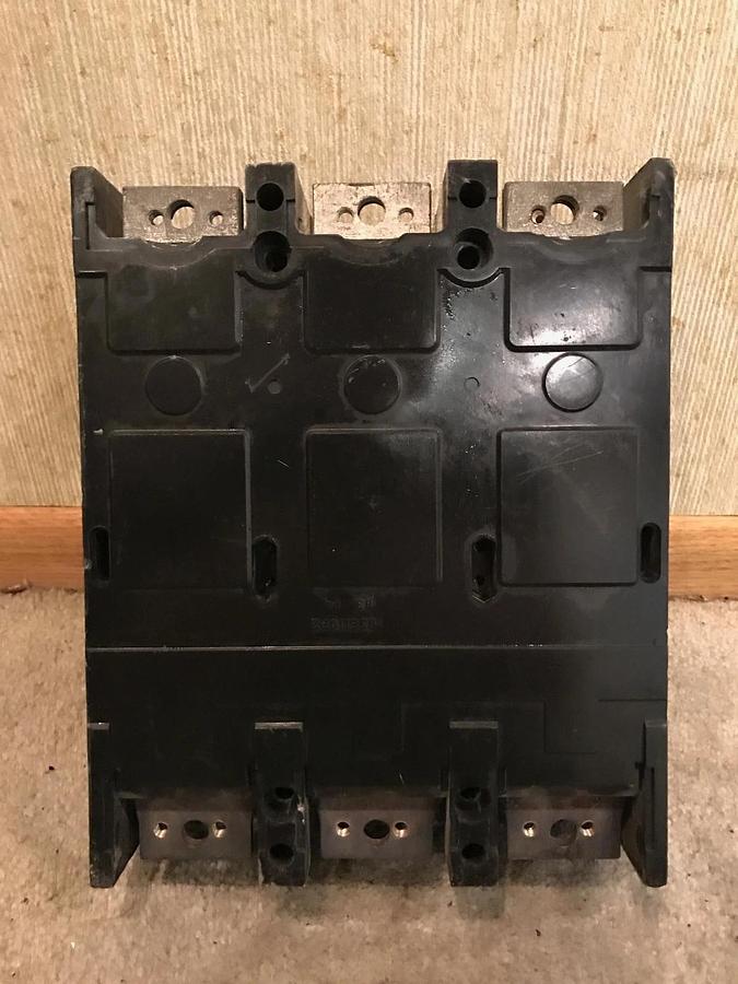Used 450 Amp General Electric Circuit Breaker | 600V, 3 Pole, 60Hz, TJK636F000