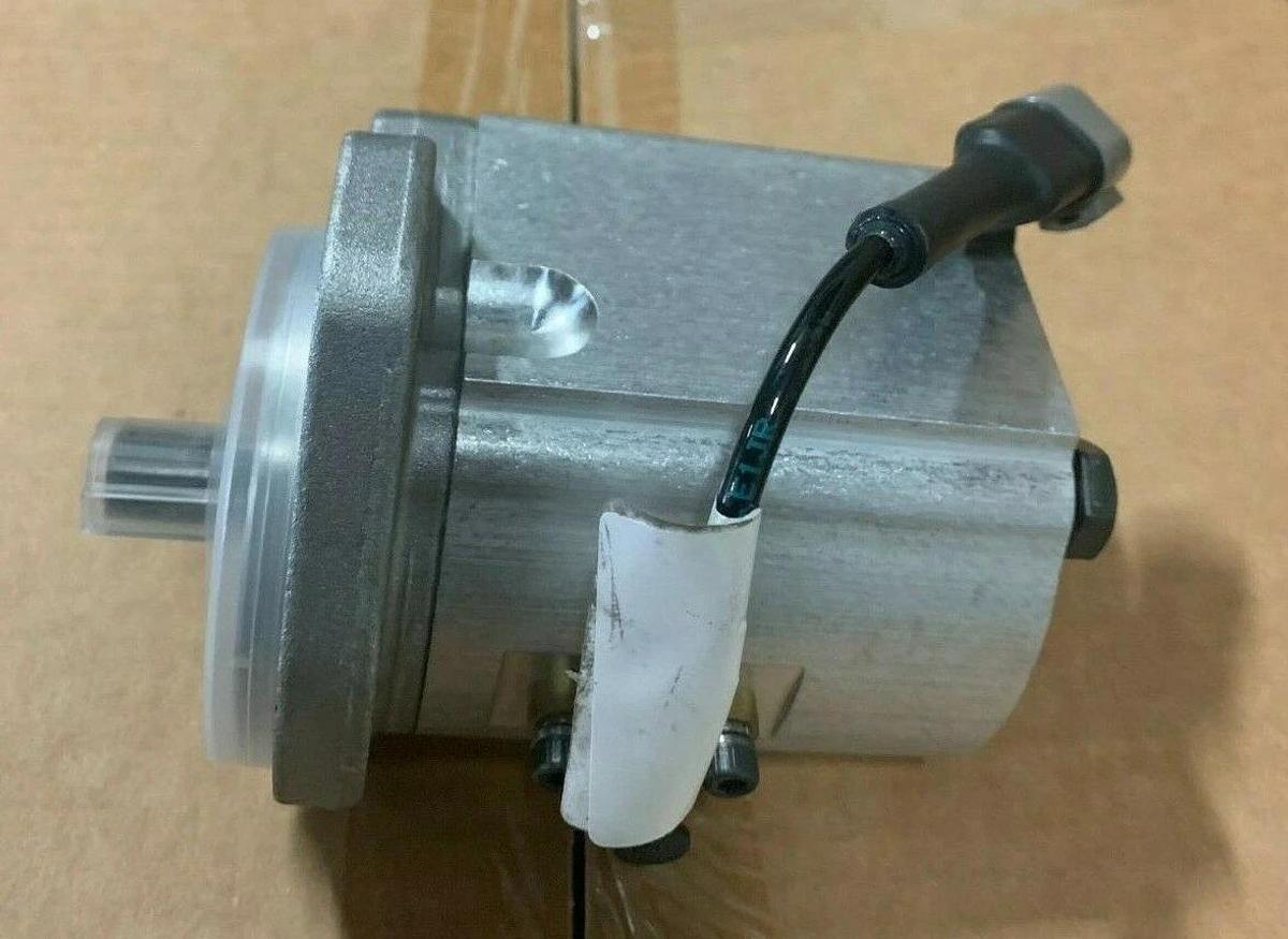 Used New Genuine OEM Onan Cummins RBAB Hydraulic Pulse Pickup Motor P/N: A048V460