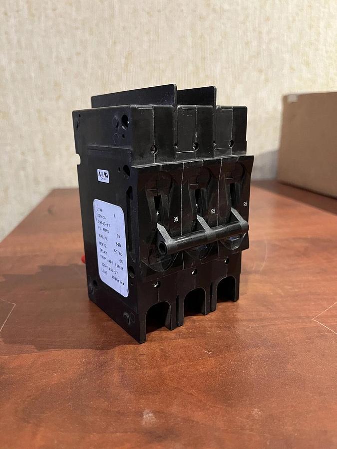 New 95 Amp Airpax Circuit Breaker - 229-3-29540-17 - Cummins P/N: 320-1836-67