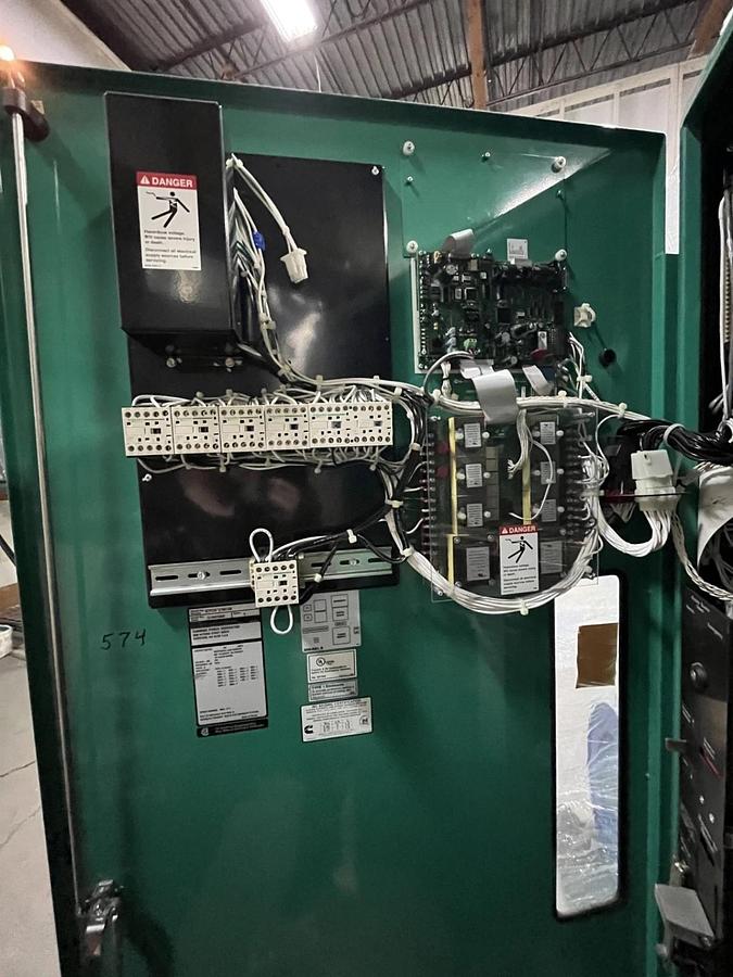 225 Amp 480VAC Cummins BTPCB Spec. A Automatic Transfer Switch - S/N: I21M978608