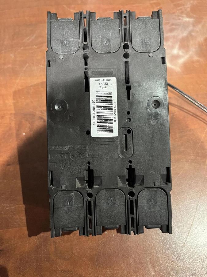 Used Used 200A Square D PowerPact JD250 JDF36200SN Circuit Breaker - P/N: Y0601808833
