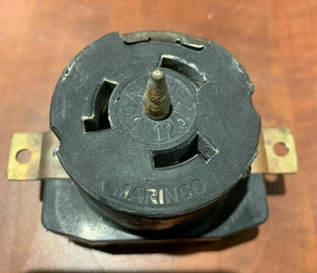 Used Magnum Power Generac Twist Lock Receptacle 240V 50A MMG35FHD | P/N: 18089