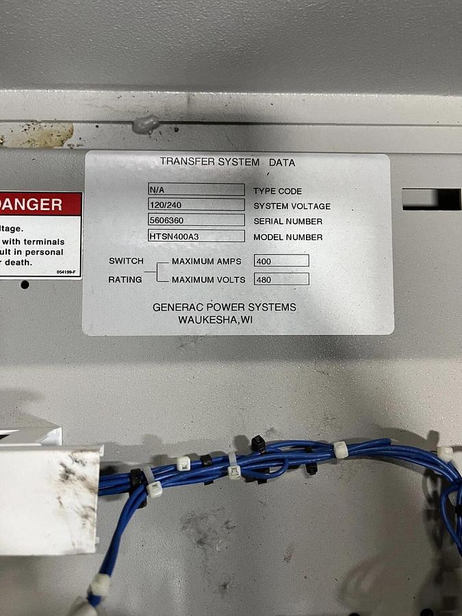 Used Used 400 Amp Generac Transfer Switch HTSN400A3 - S/N: 5606360