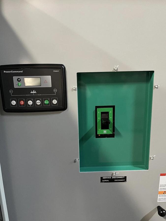 Used 200A 480VAC Cummins OTECSEB Spec. C Automatic Transfer Switch - S/N: E23M232923