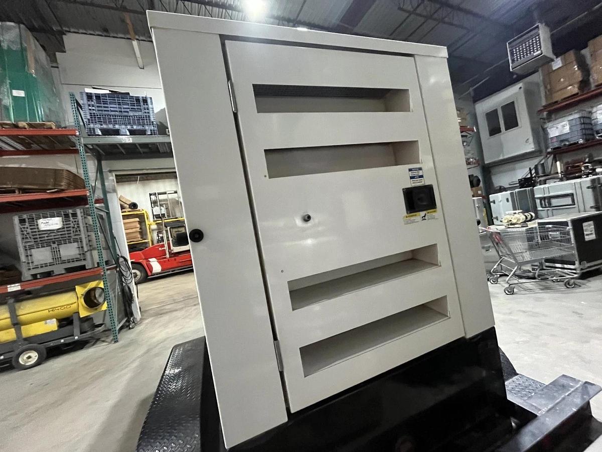 Used 70kw Cummins C70D2RE Spec. B Mobile Diesel Generator - S/N: H190629932