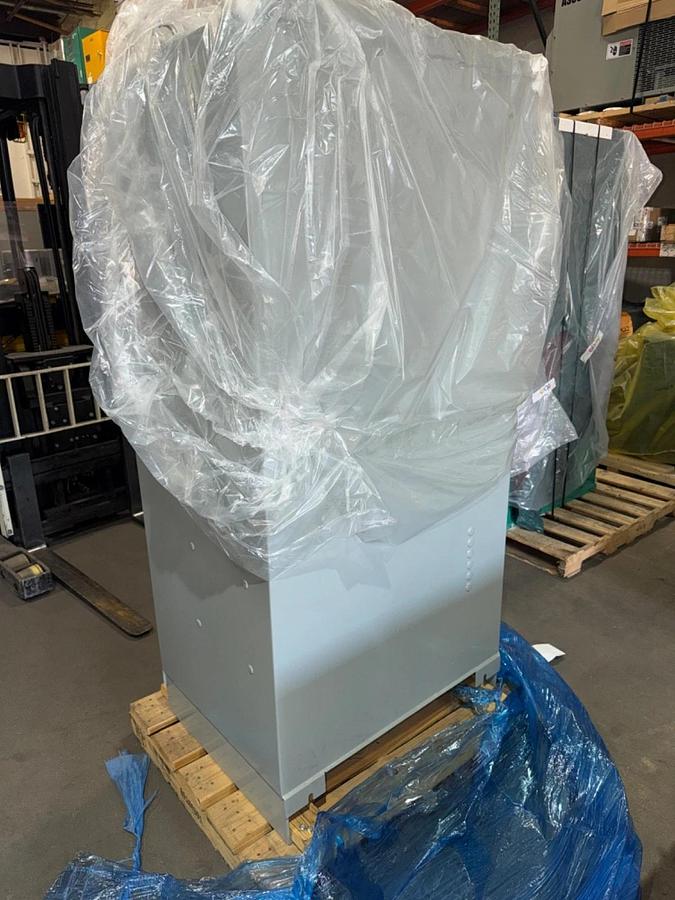 150A - 480V Cummins CXTC8 Automatic Transfer Switch  - I22M149483