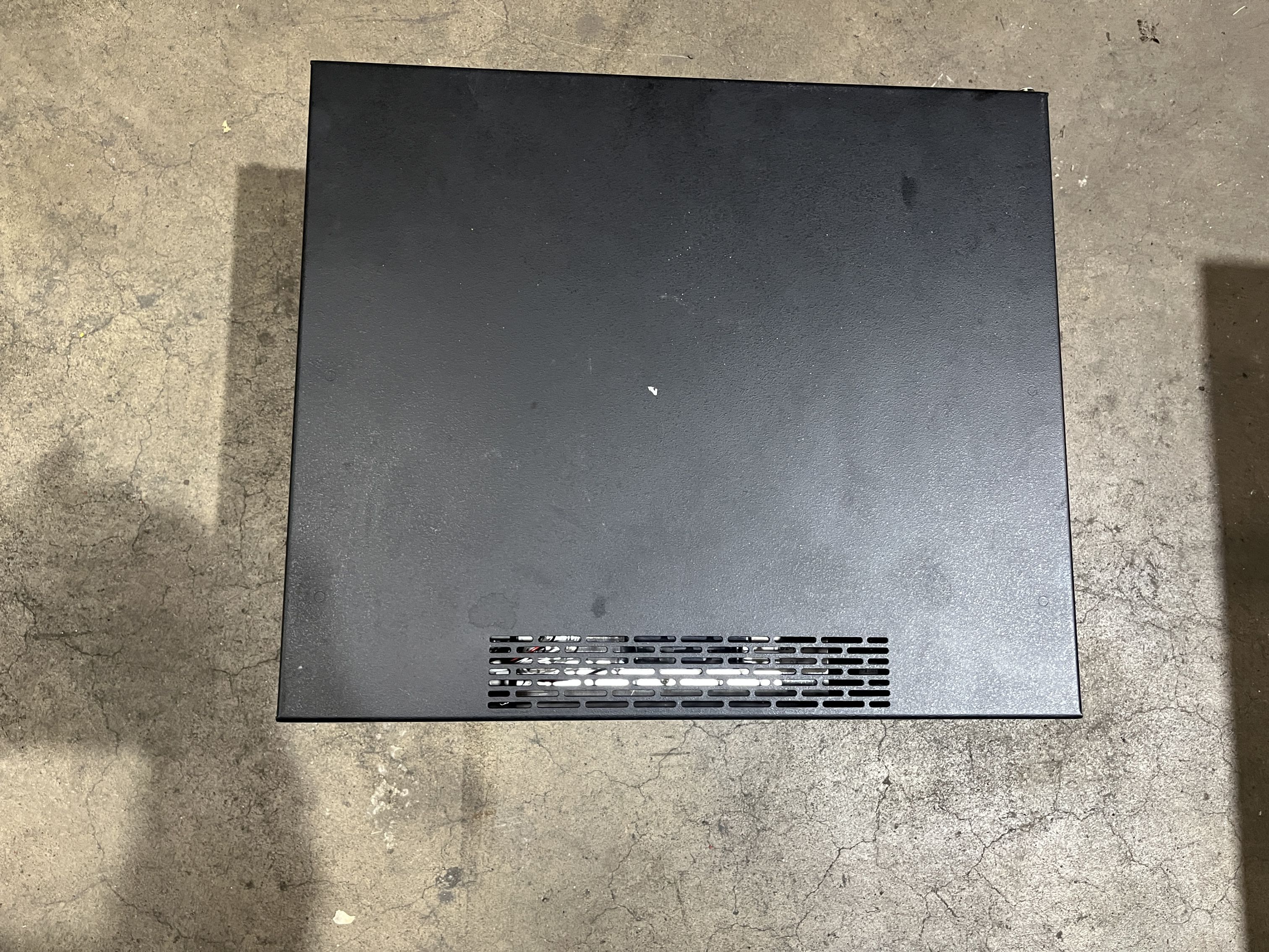 Used Used Alber BDS-40 Battery Diagnostic System Base Unit - Model: 1003750M-CRAB61 | S/N: Y17L8V0003