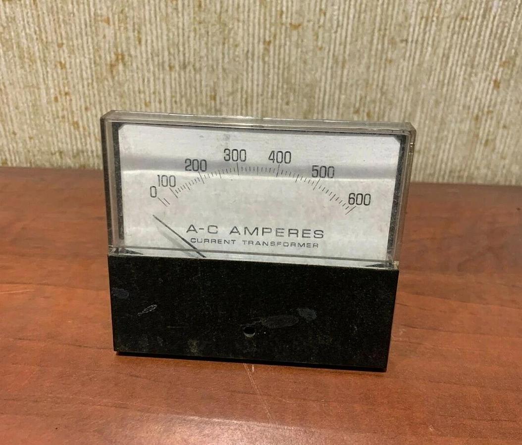 Used 0-600 A-C Amperes Current Transformer Panel Meter