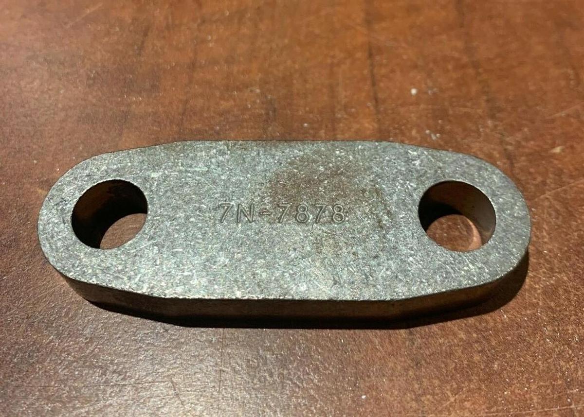 Used New CAT Caterpillar 2 Bolt Flange Cover | P/N: 7N-7878